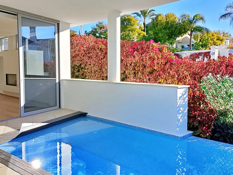Elegant Corner Villa in Meisho Hills, Sierra Blanca, Marbella.