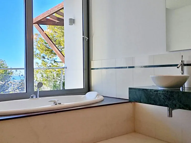 Elegant Corner Villa in Meisho Hills, Sierra Blanca, Marbella.