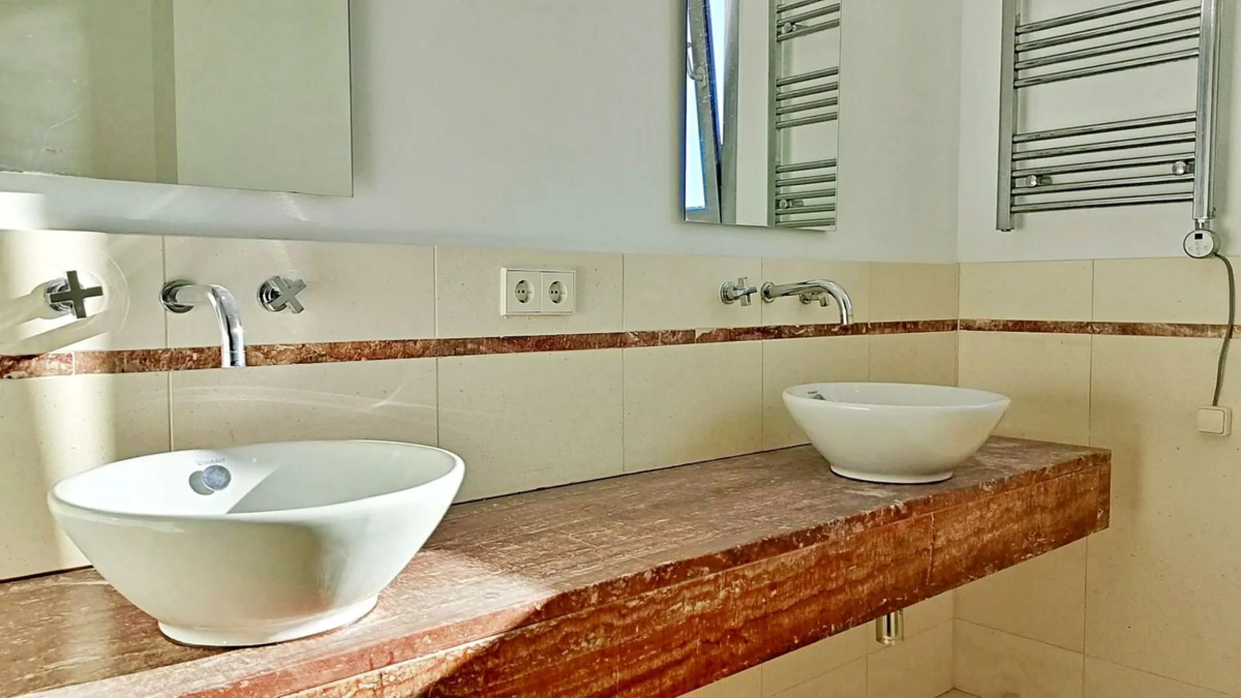 Elegant Corner Villa in Meisho Hills, Sierra Blanca, Marbella.
