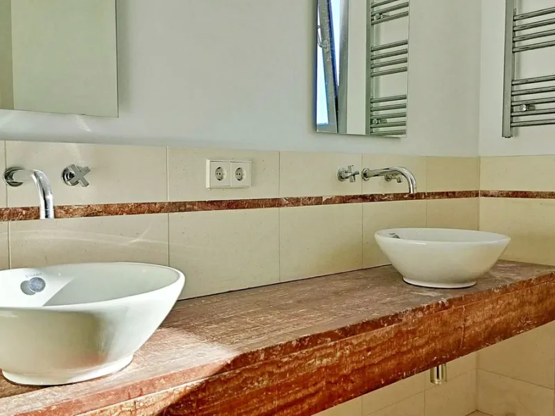 Elegant Corner Villa in Meisho Hills, Sierra Blanca, Marbella.