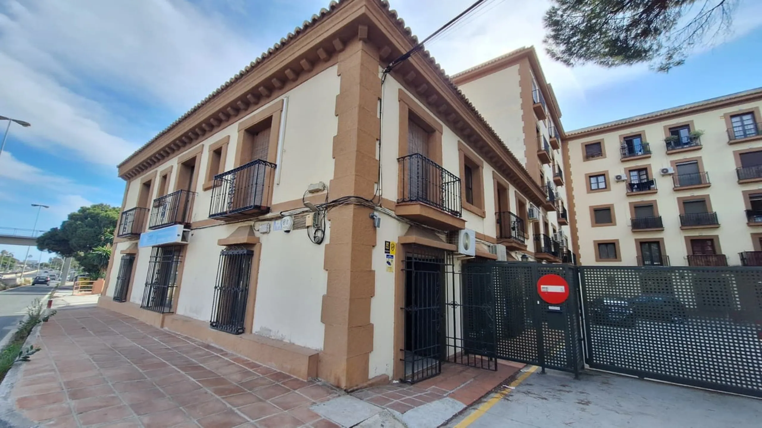 Commercial - Business в продаже в Mijas, Málaga. Площадь дома 94 м²