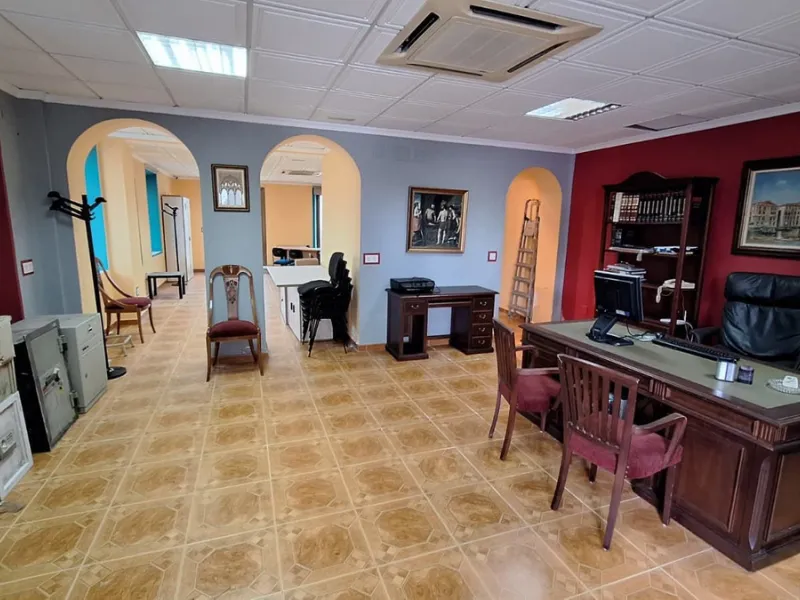 Commercial - Business в продаже в Mijas, Málaga. Площадь дома 94 м²