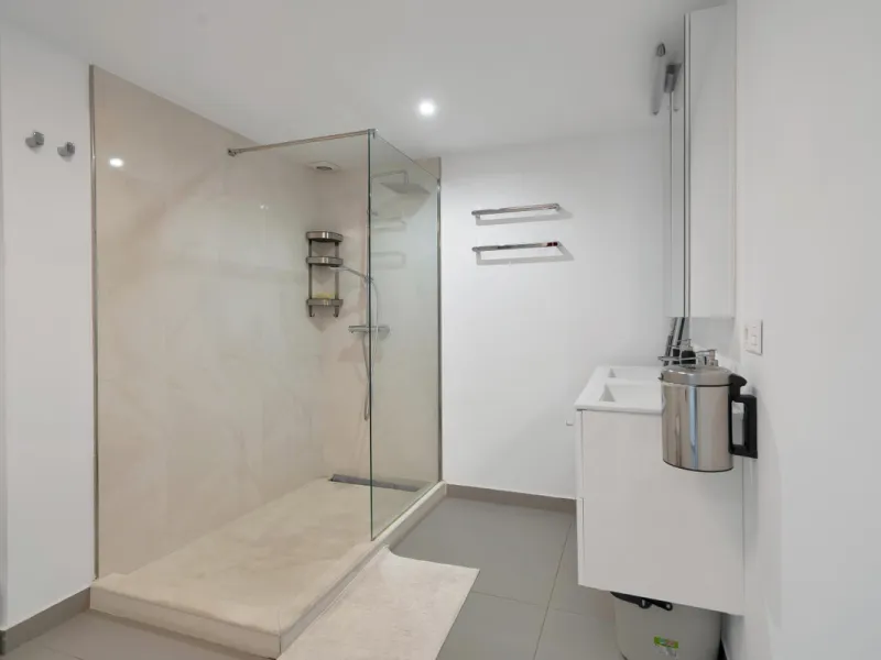 Renovated apartment with stunning sea views on the beachfront.