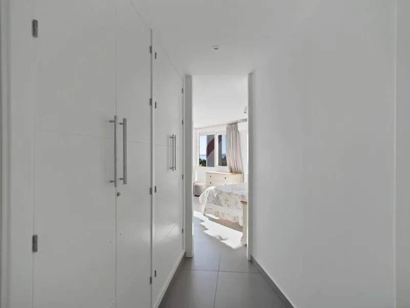 Renovated apartment with stunning sea views on the beachfront.