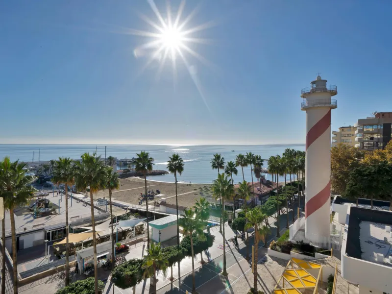 Renovated apartment with stunning sea views on the beachfront.