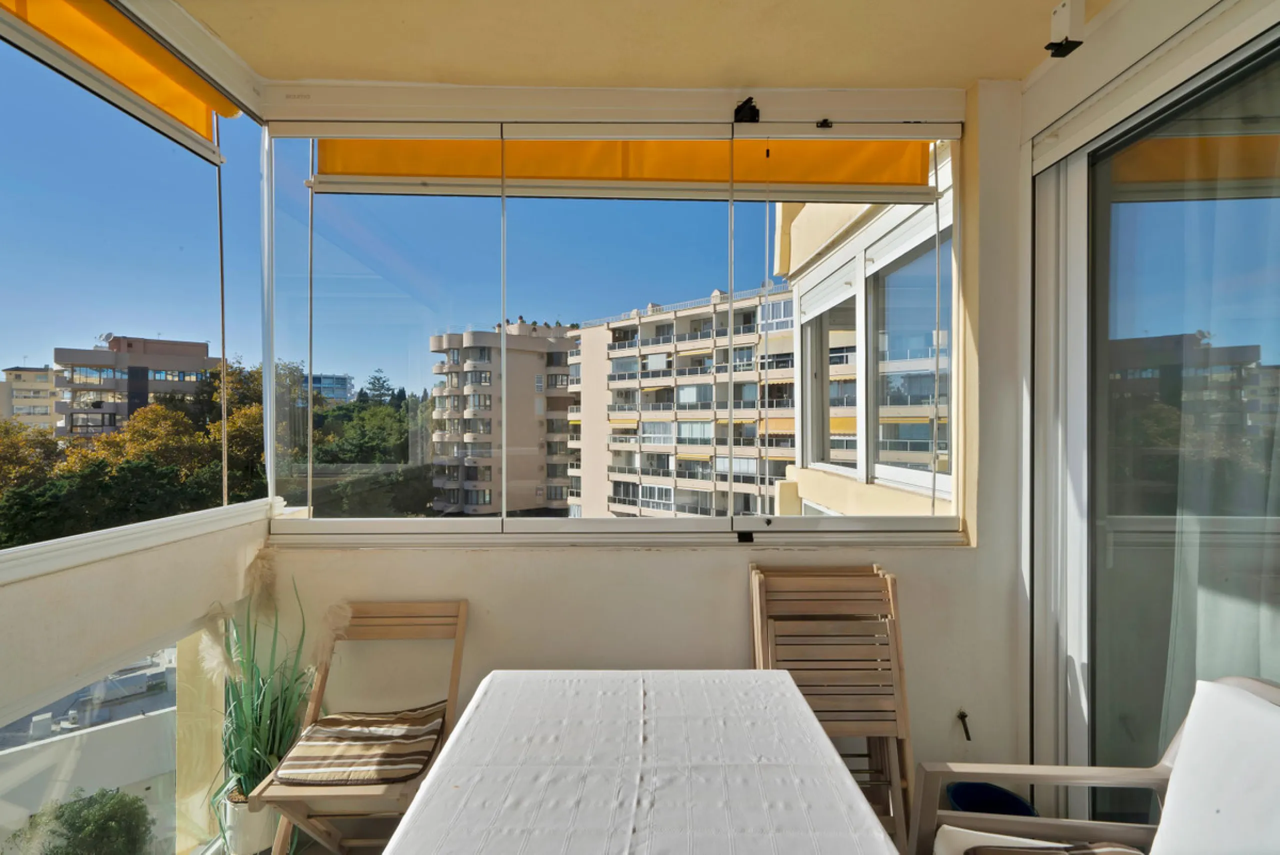 Renovated apartment with stunning sea views on the beachfront.