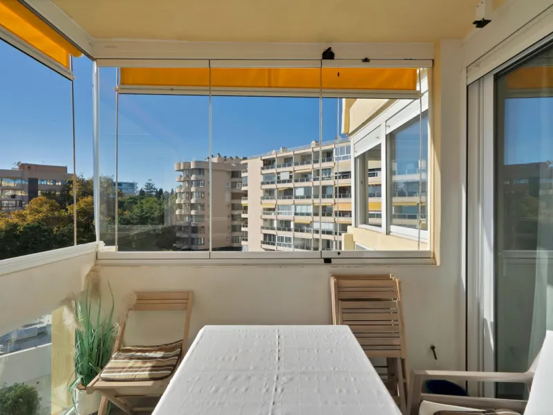 Renovated apartment with stunning sea views on the beachfront.