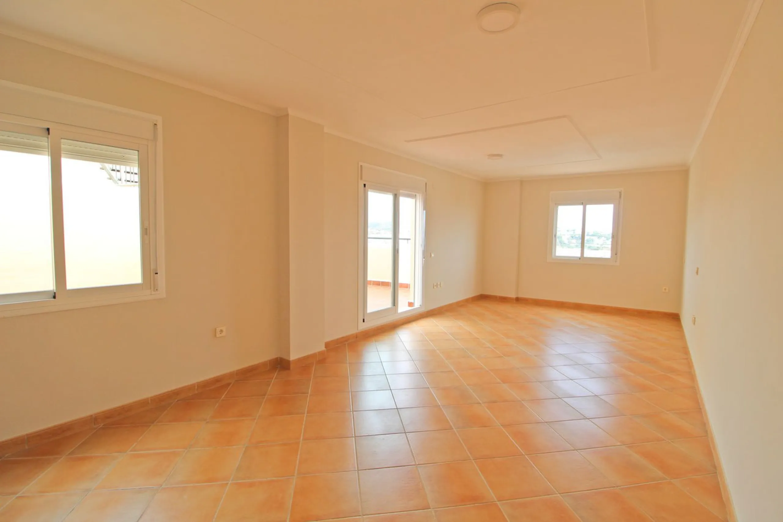 House - Townhouse в продаже в Mijas, Málaga. В доме 4 спален и 3 ванных комнат. Площадь дома 214 м²