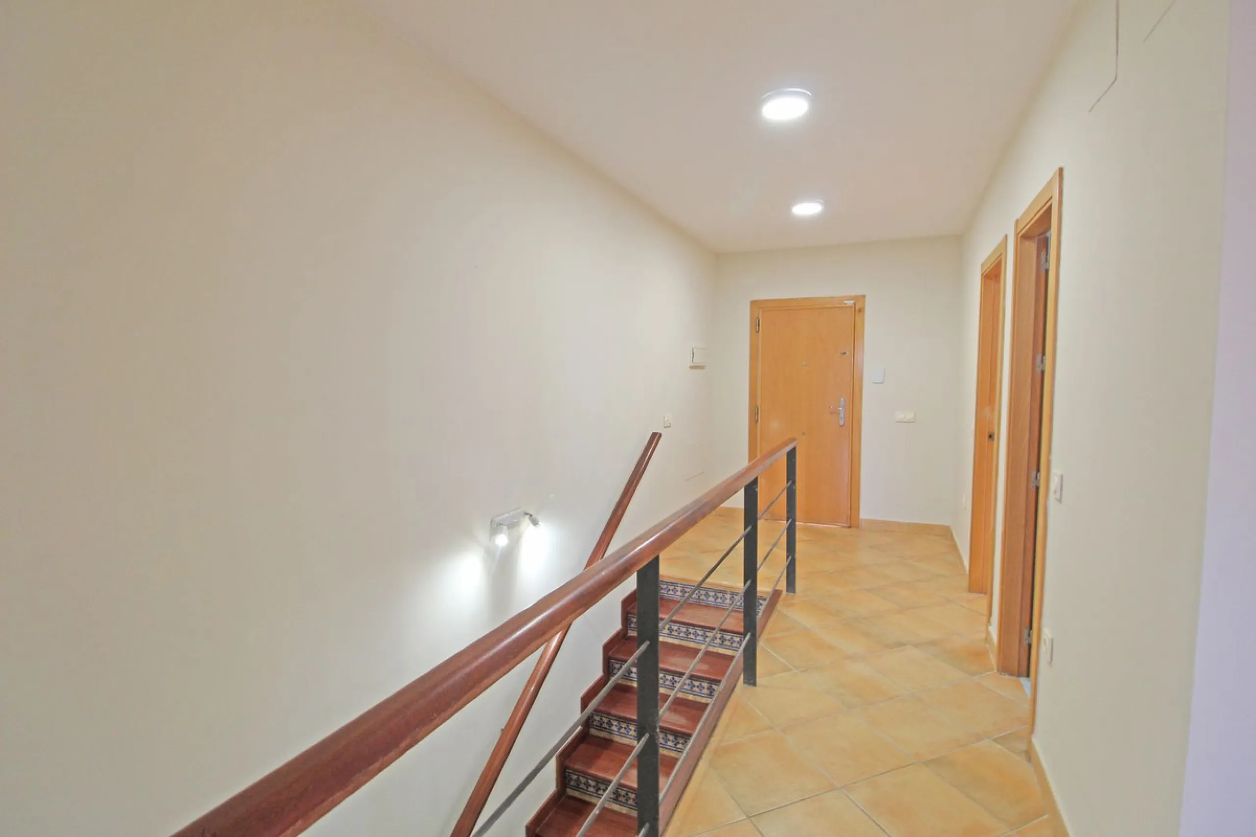 House - Townhouse в продаже в Mijas, Málaga. В доме 4 спален и 3 ванных комнат. Площадь дома 214 м²