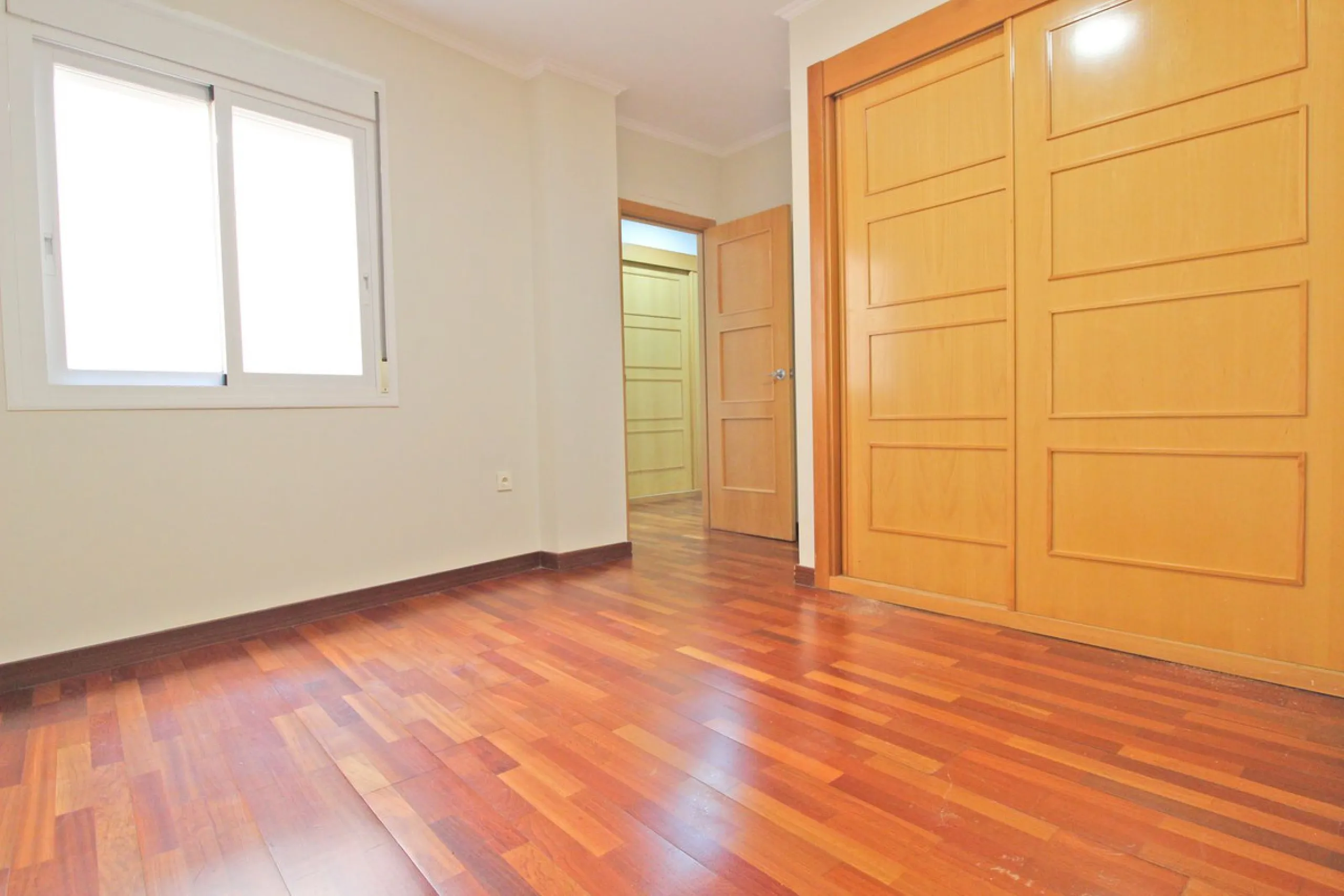 House - Townhouse в продаже в Mijas, Málaga. В доме 4 спален и 3 ванных комнат. Площадь дома 214 м²