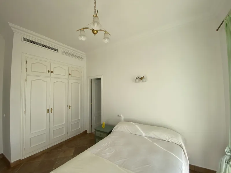 In my opinion the most impressive, front line golf villa with the most stuning views.  Situated on the popular Mijas Golf Urbanisation.  This is a fantastic location for golf enthusiasts and families alike with bars, restaurants and two 18 hole courses (L