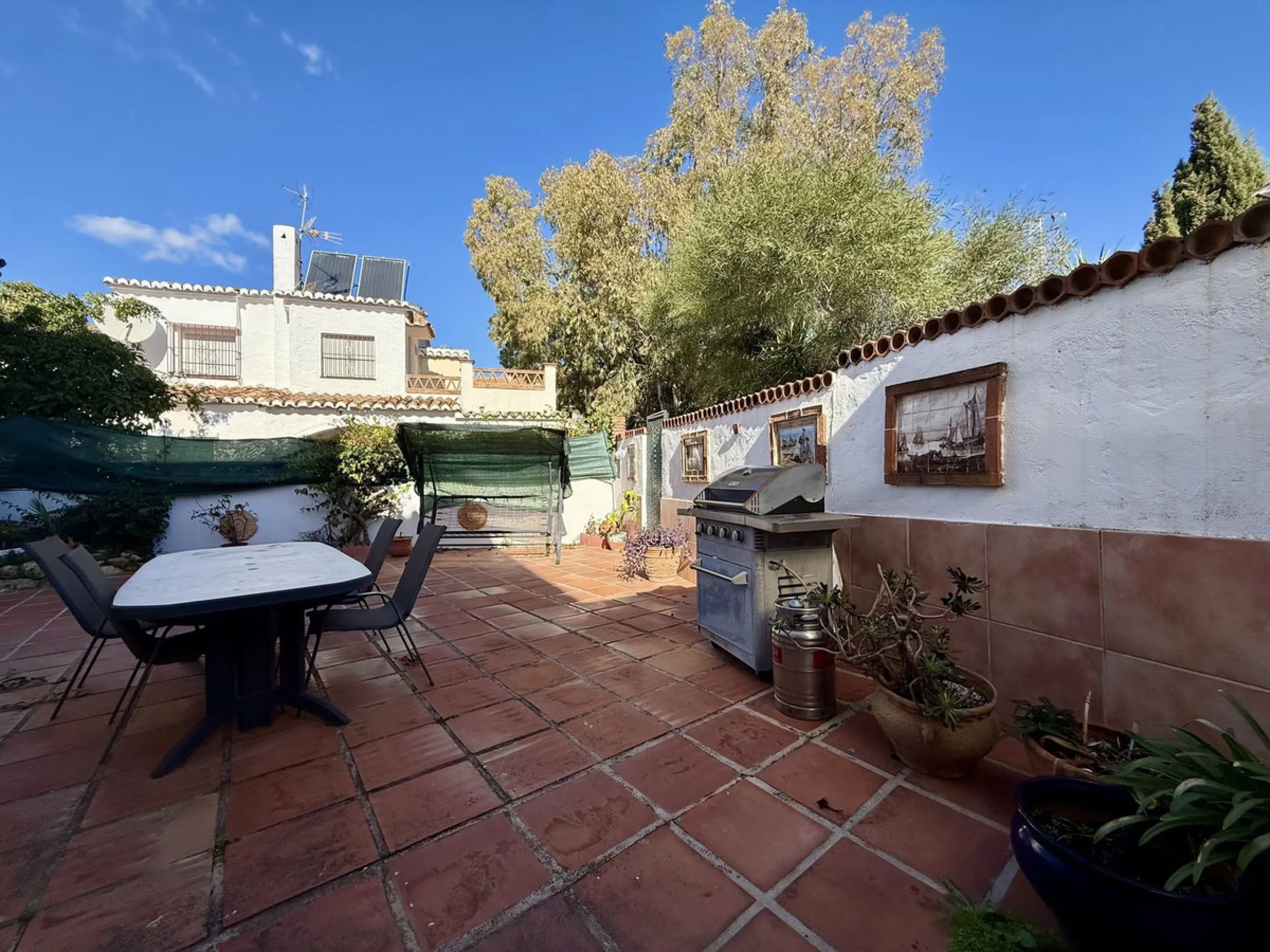 House - Semi-Detached House в продаже в Mijas, Málaga. В доме 3 спален и 2 ванных комнат. Площадь дома 133 м². Площадь участка 215 м²