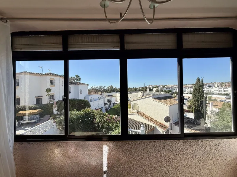 House - Semi-Detached House в продаже в Mijas, Málaga. В доме 3 спален и 2 ванных комнат. Площадь дома 133 м². Площадь участка 215 м²