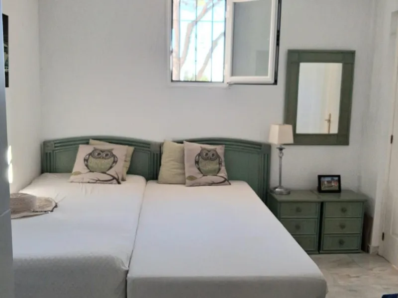 Nestled in the heart of Calahonda, Mijas, this captivating detached villa offers a harmonious blend of comfort and elegance. Boasting four Double bedrooms and two well-appointed bathrooms. This home is designed for those who appreciate luxury and style.