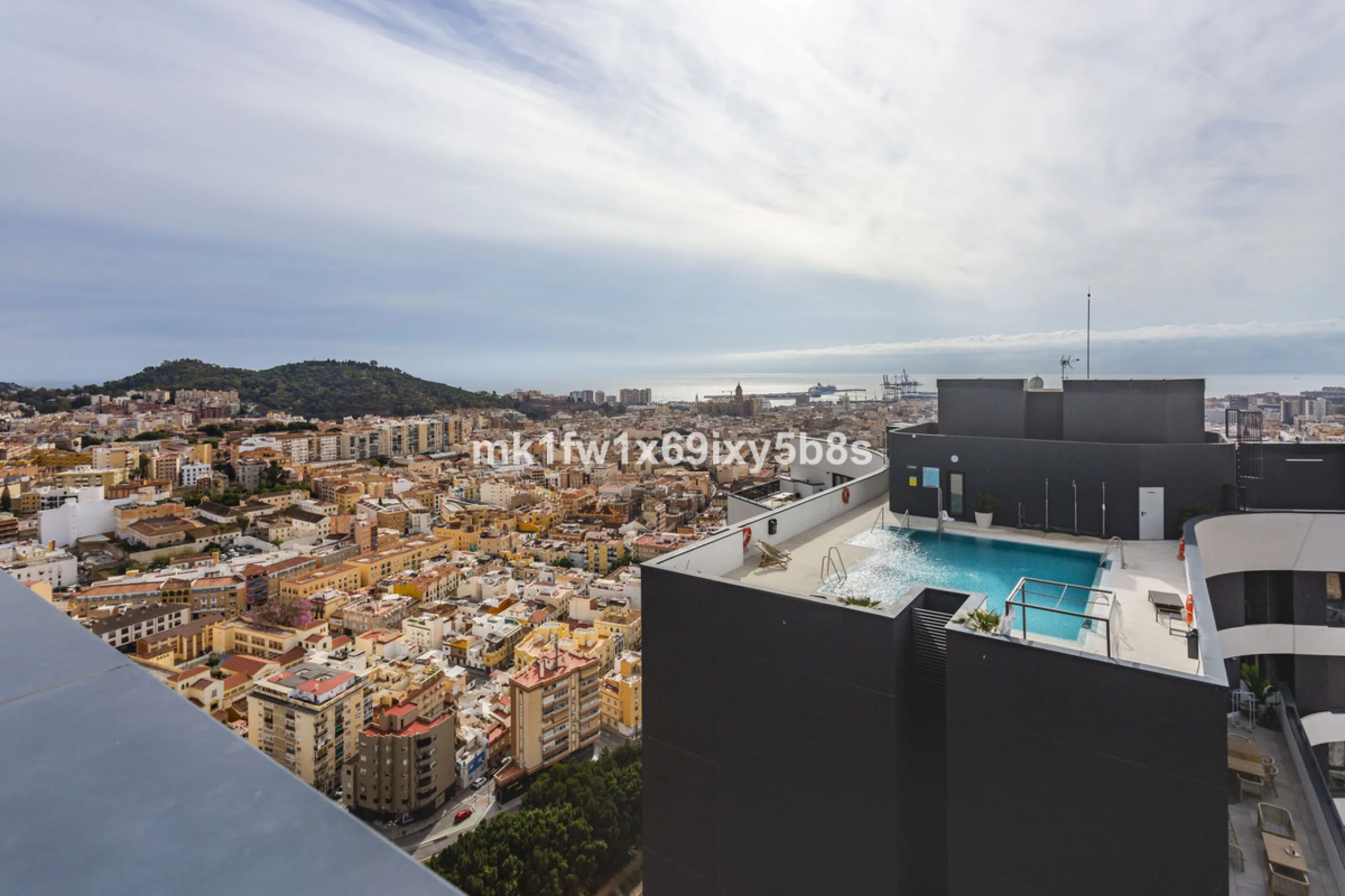 Exclusive apartment in AQ Urban Sky – Torres de Martiricos (Malaga)