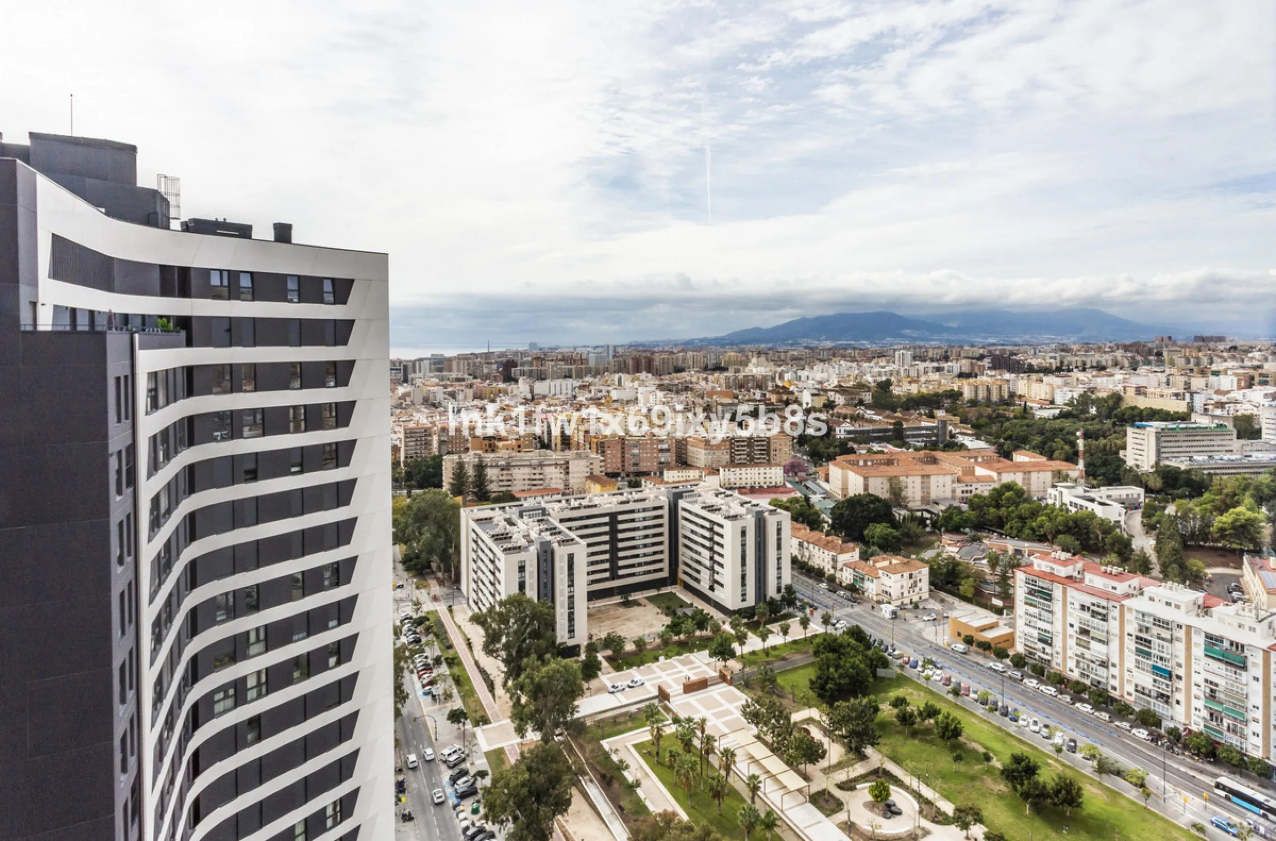 Exclusive apartment in AQ Urban Sky – Torres de Martiricos (Malaga)