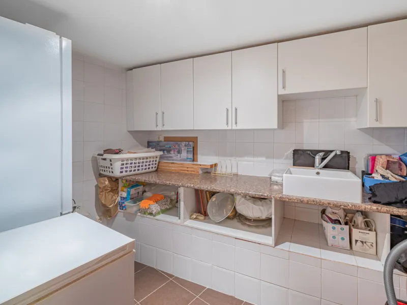 Montepiedra is one of the most sought-after gated communities in Nagueles on the Golden Mile. With Mediterranean village architecture featuring white terraced houses, balconies, terraces and typical tiled roofs.