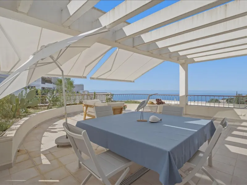 Penthouse with sea and coastal views, Las Lomas de los Monteros, Marbella