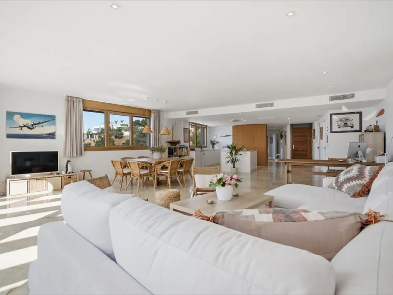 Penthouse with sea and coastal views, Las Lomas de los Monteros, Marbella