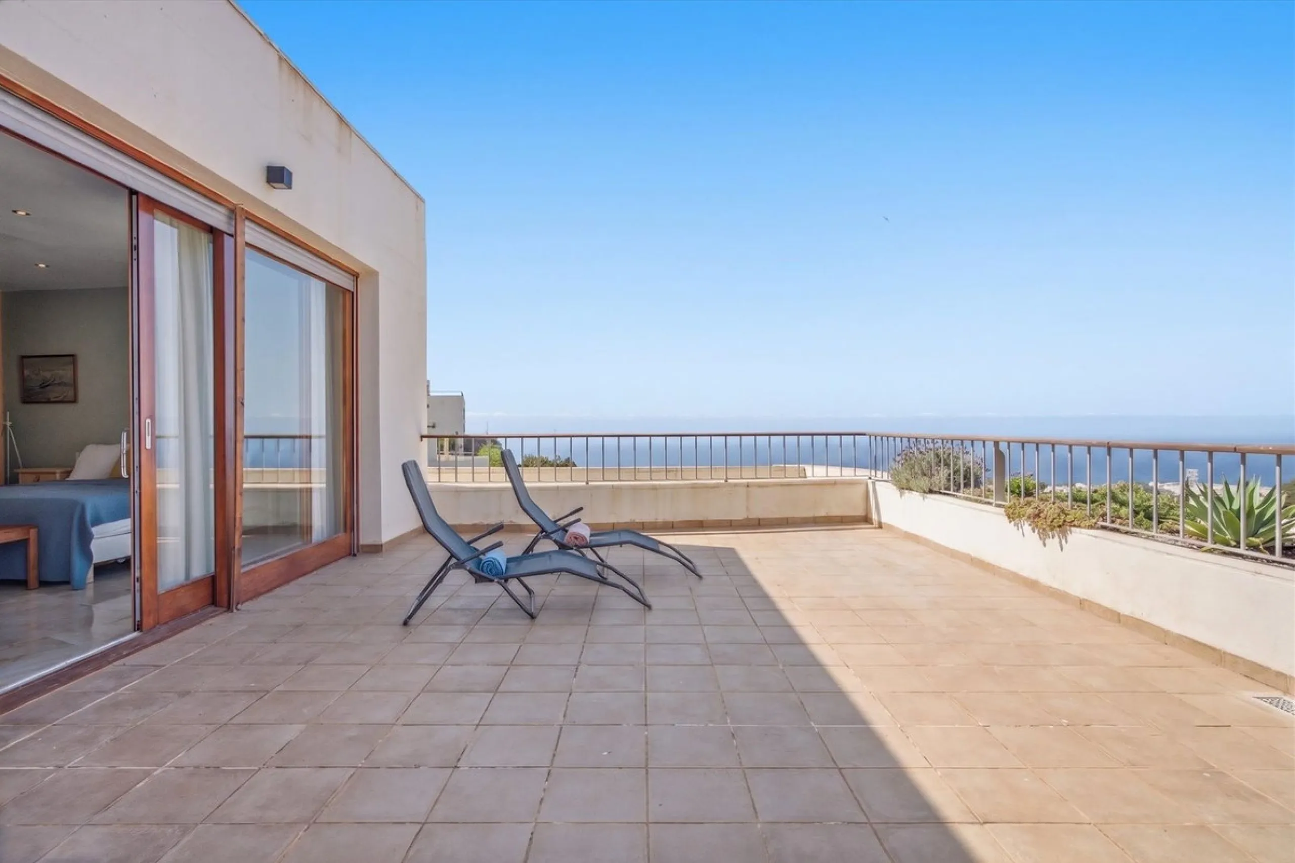 Penthouse with sea and coastal views, Las Lomas de los Monteros, Marbella