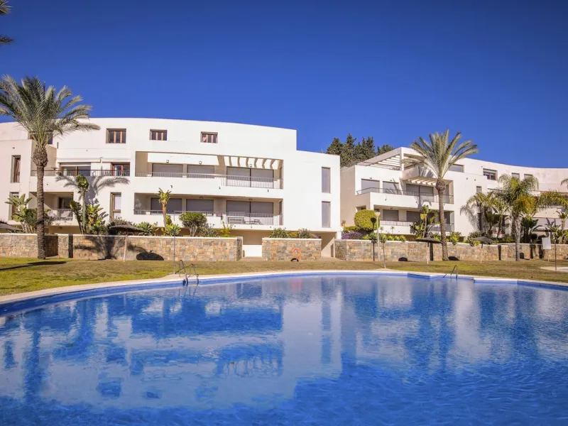 Penthouse with sea and coastal views, Las Lomas de los Monteros, Marbella