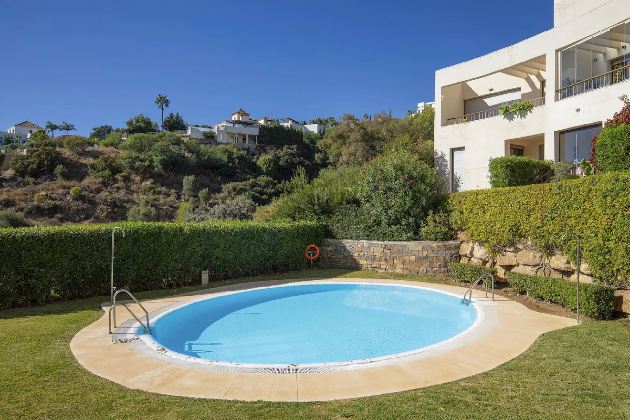 Penthouse with sea and coastal views, Las Lomas de los Monteros, Marbella