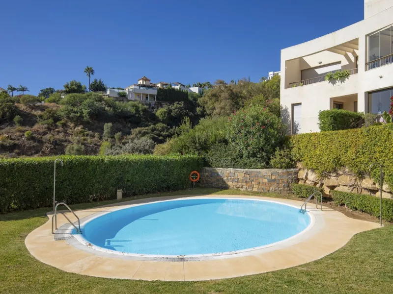 Penthouse with sea and coastal views, Las Lomas de los Monteros, Marbella