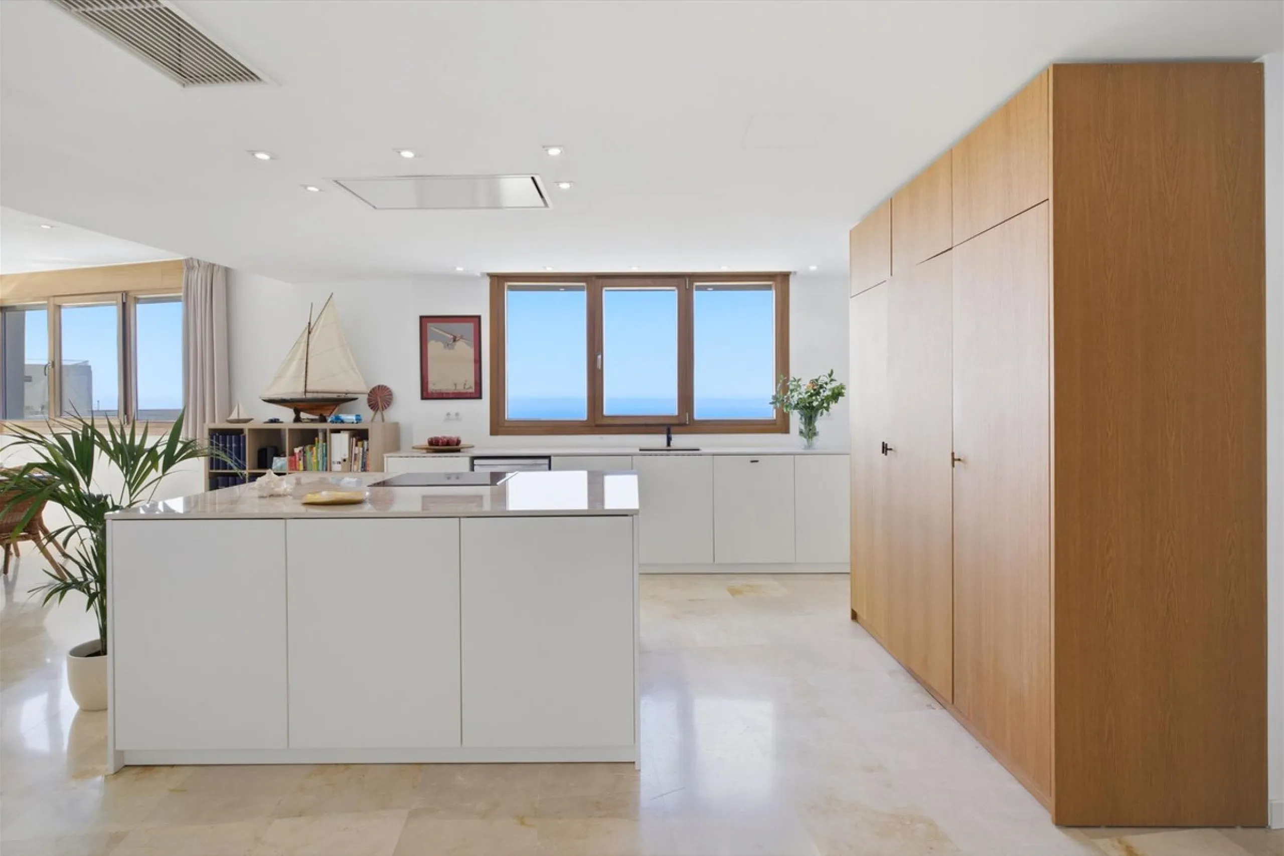 Penthouse with sea and coastal views, Las Lomas de los Monteros, Marbella