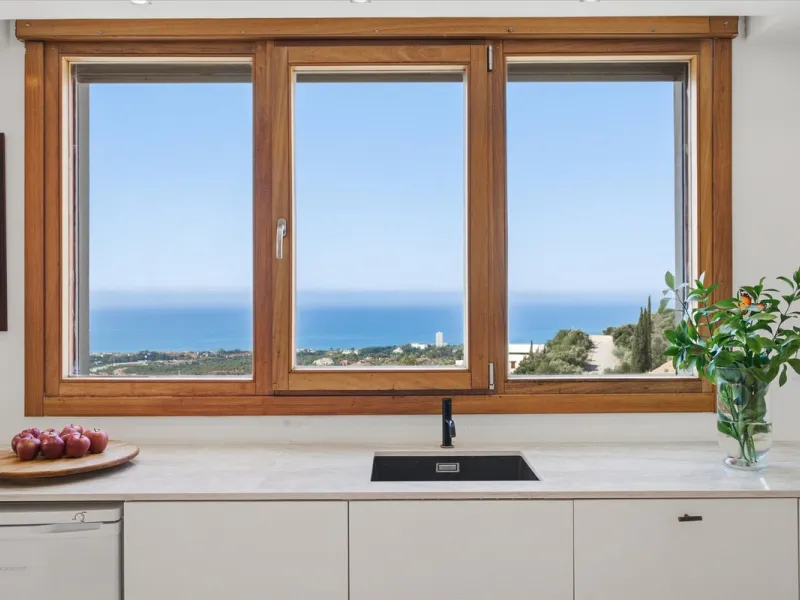 Penthouse with sea and coastal views, Las Lomas de los Monteros, Marbella
