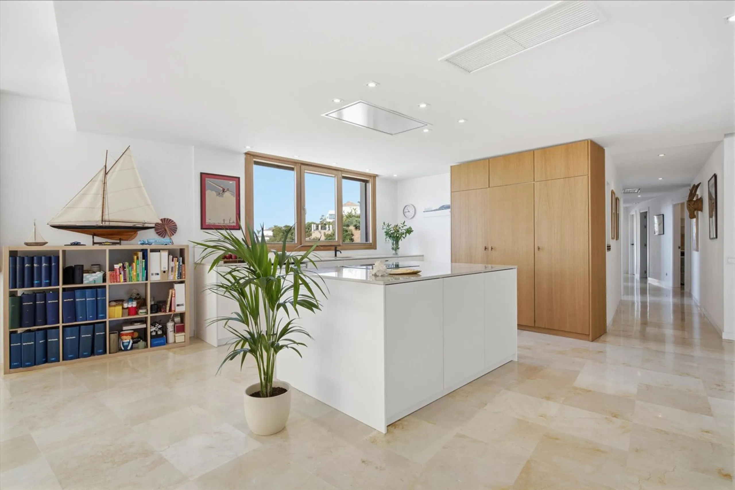 Penthouse with sea and coastal views, Las Lomas de los Monteros, Marbella