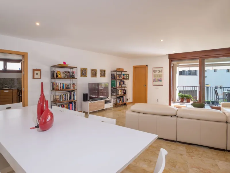 "Tranquil location, surrounded by nature, this high-quality apartment is a true gem.