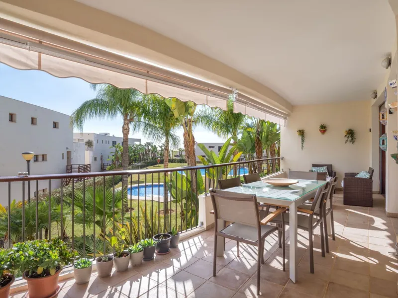 Apartment - Ground Floor Apartment в продаже в Marbella, Málaga. В доме 3 спален и 3 ванных комнат. Площадь дома 157 м²