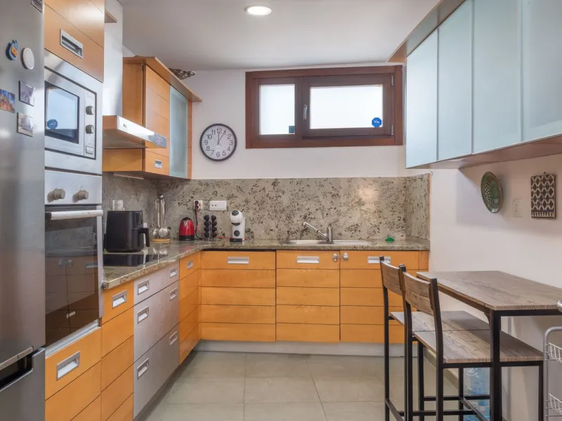Apartment - Ground Floor Apartment в продаже в Marbella, Málaga. В доме 3 спален и 3 ванных комнат. Площадь дома 157 м²
