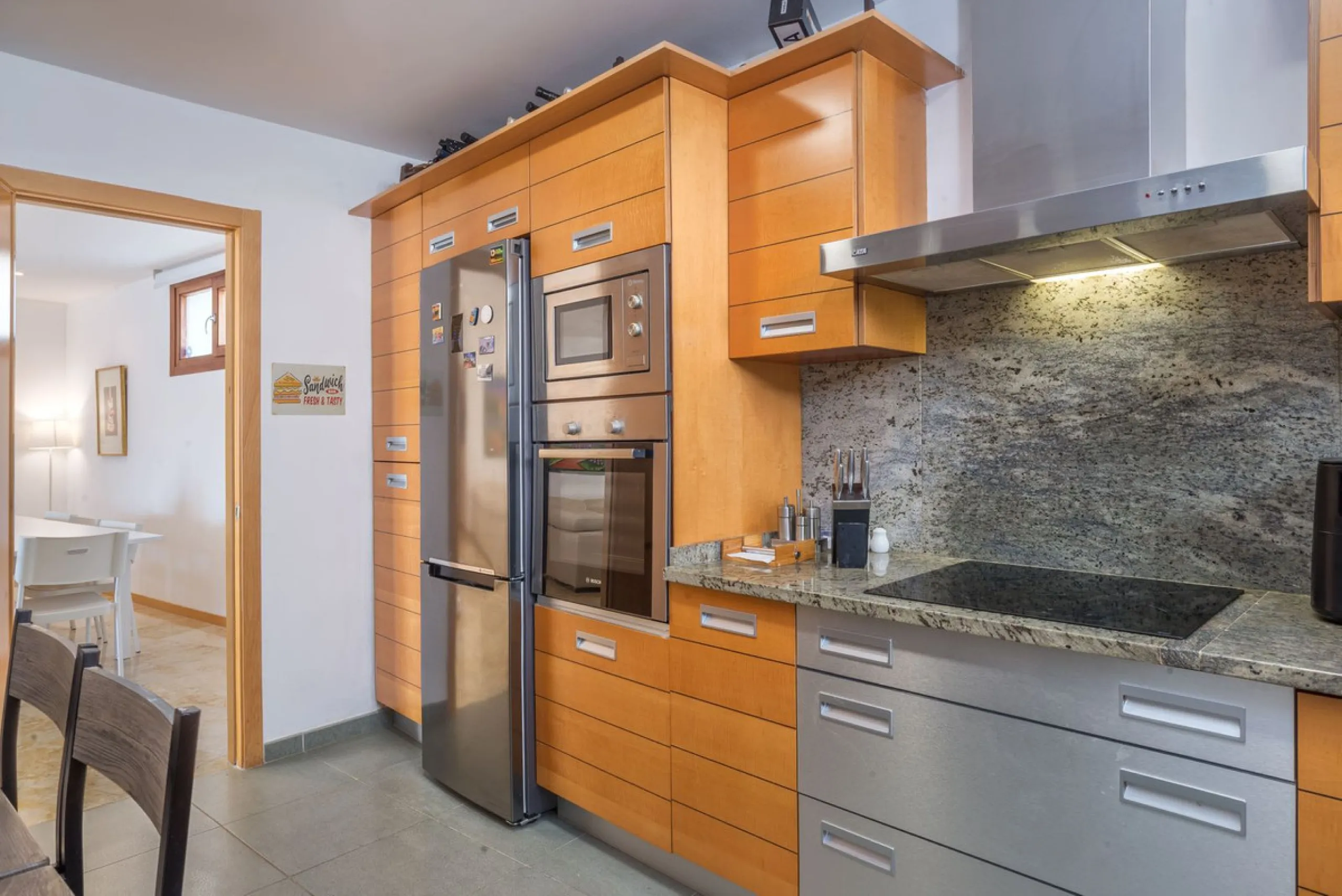 Apartment - Ground Floor Apartment в продаже в Marbella, Málaga. В доме 3 спален и 3 ванных комнат. Площадь дома 157 м²