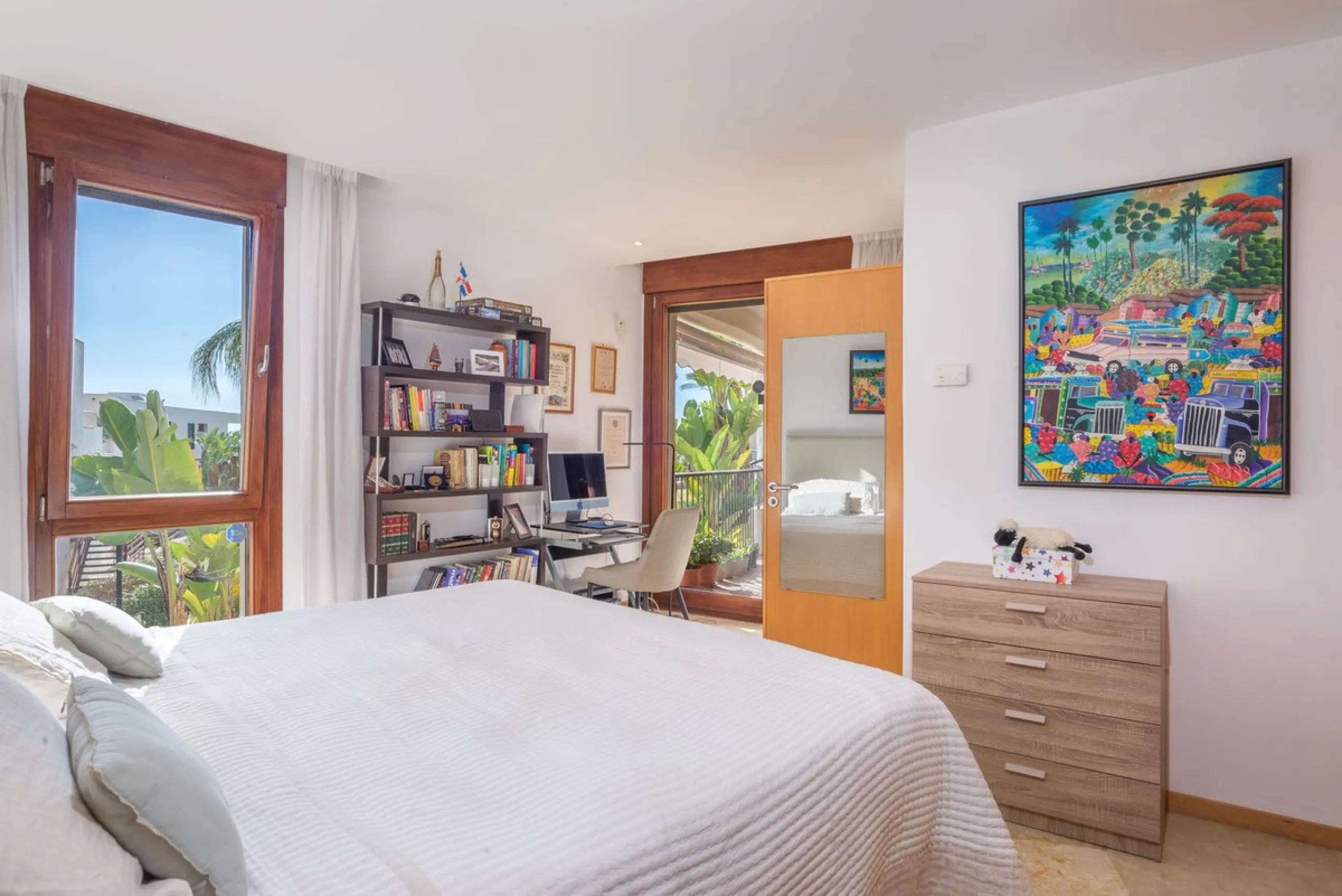 Apartment - Ground Floor Apartment в продаже в Marbella, Málaga. В доме 3 спален и 3 ванных комнат. Площадь дома 157 м²