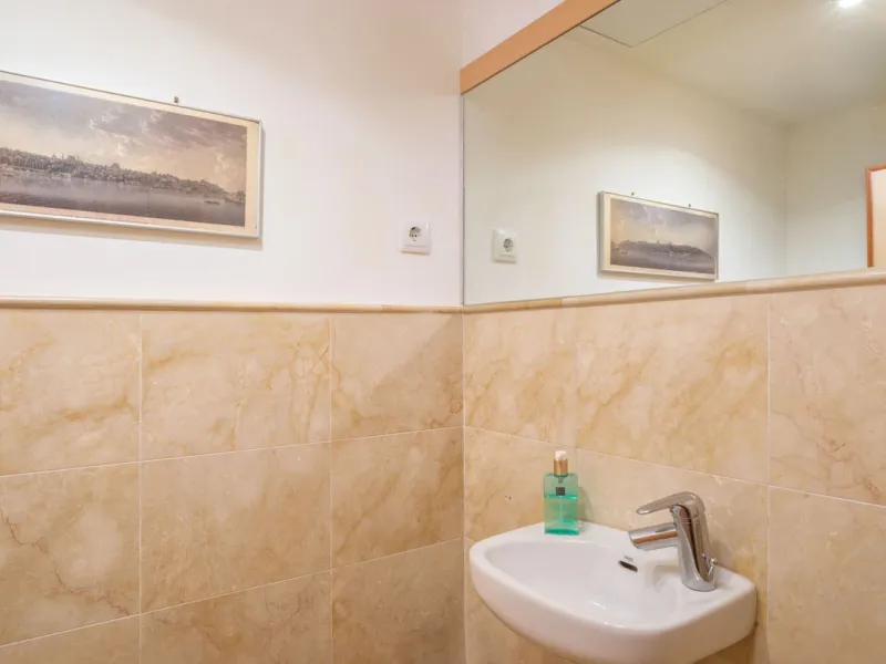Apartment - Ground Floor Apartment в продаже в Marbella, Málaga. В доме 3 спален и 3 ванных комнат. Площадь дома 157 м²