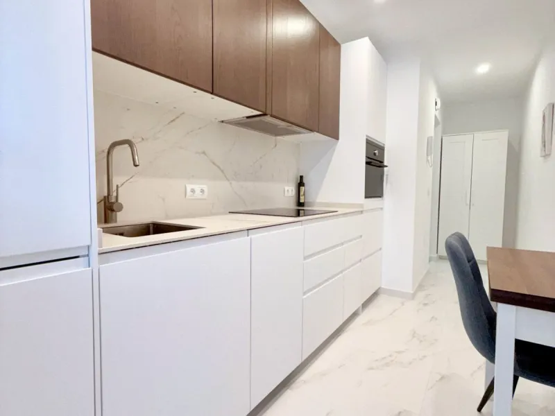 Fully renovated Golden Mile apartment with sea views.