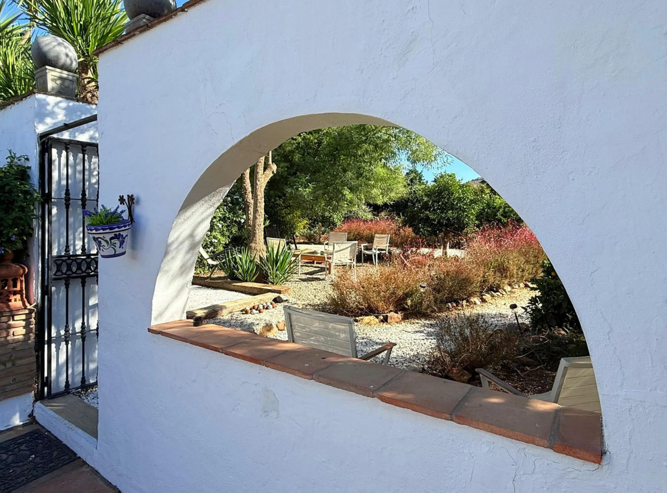 House - Finca - Cortijo в продаже в Coín, Málaga. В доме 5 спален и 4 ванных комнат. Площадь дома 280 м². Площадь участка 8100 м²