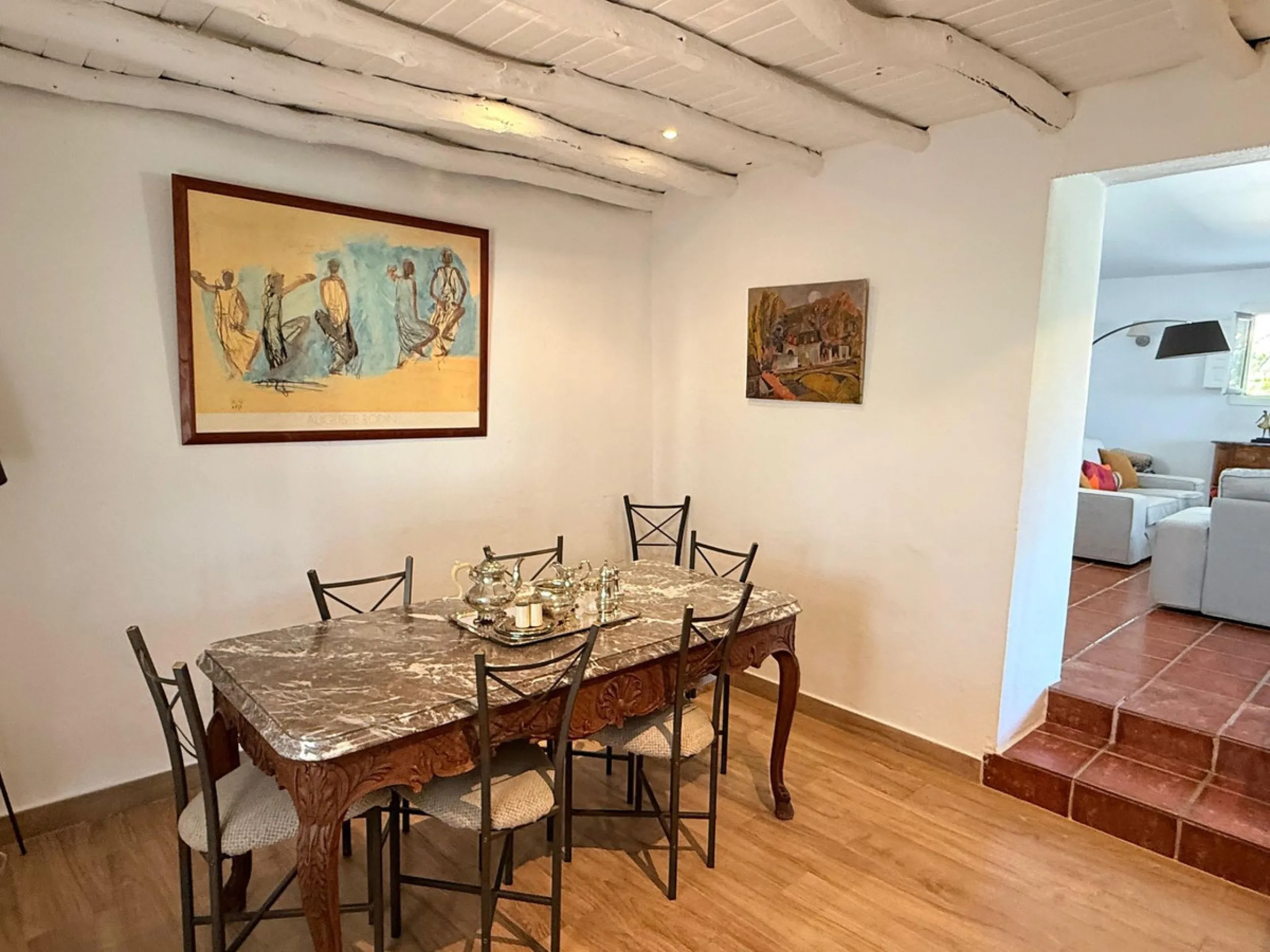 House - Finca - Cortijo в продаже в Coín, Málaga. В доме 5 спален и 4 ванных комнат. Площадь дома 280 м². Площадь участка 8100 м²