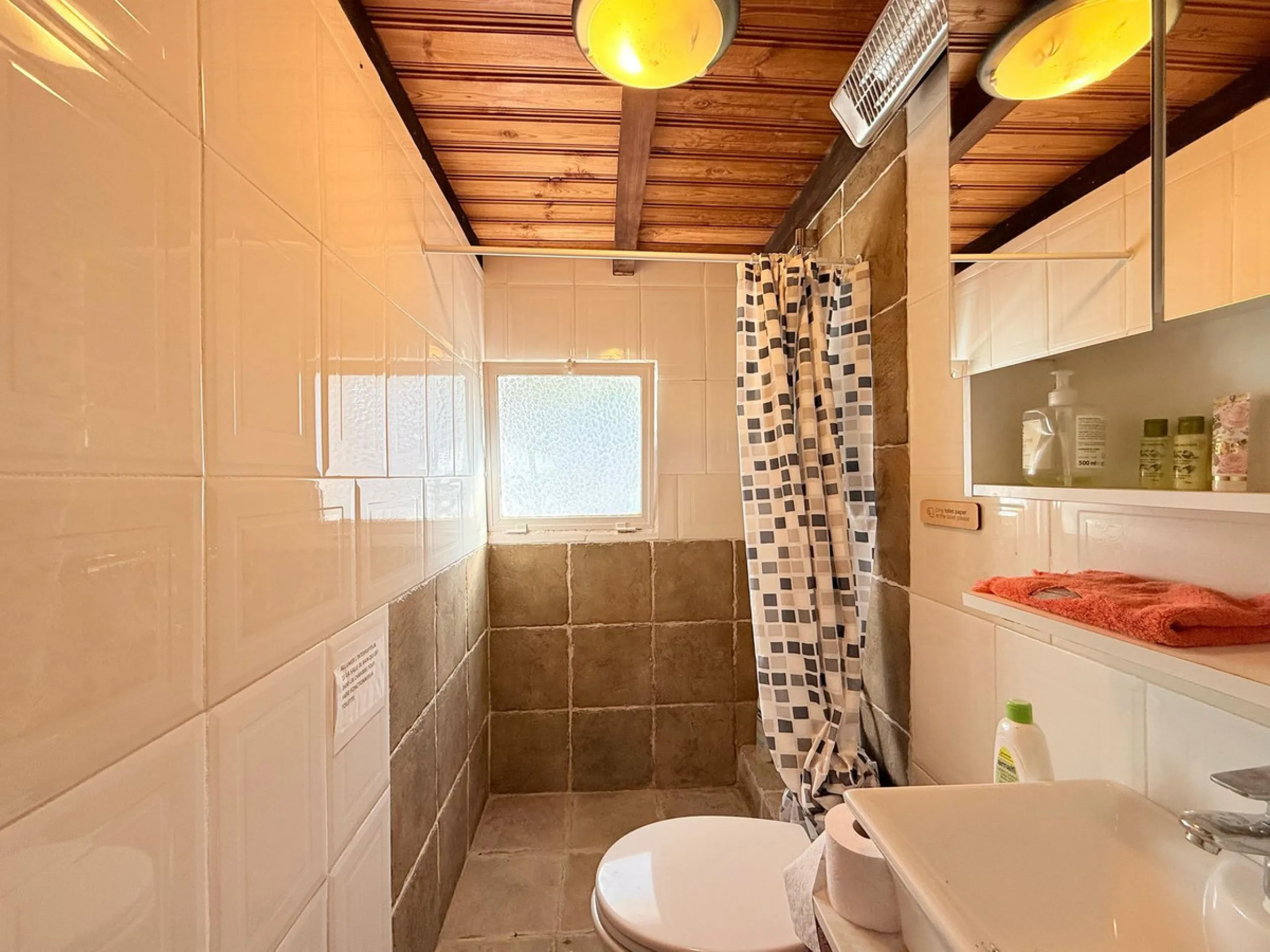 House - Finca - Cortijo в продаже в Coín, Málaga. В доме 5 спален и 4 ванных комнат. Площадь дома 280 м². Площадь участка 8100 м²