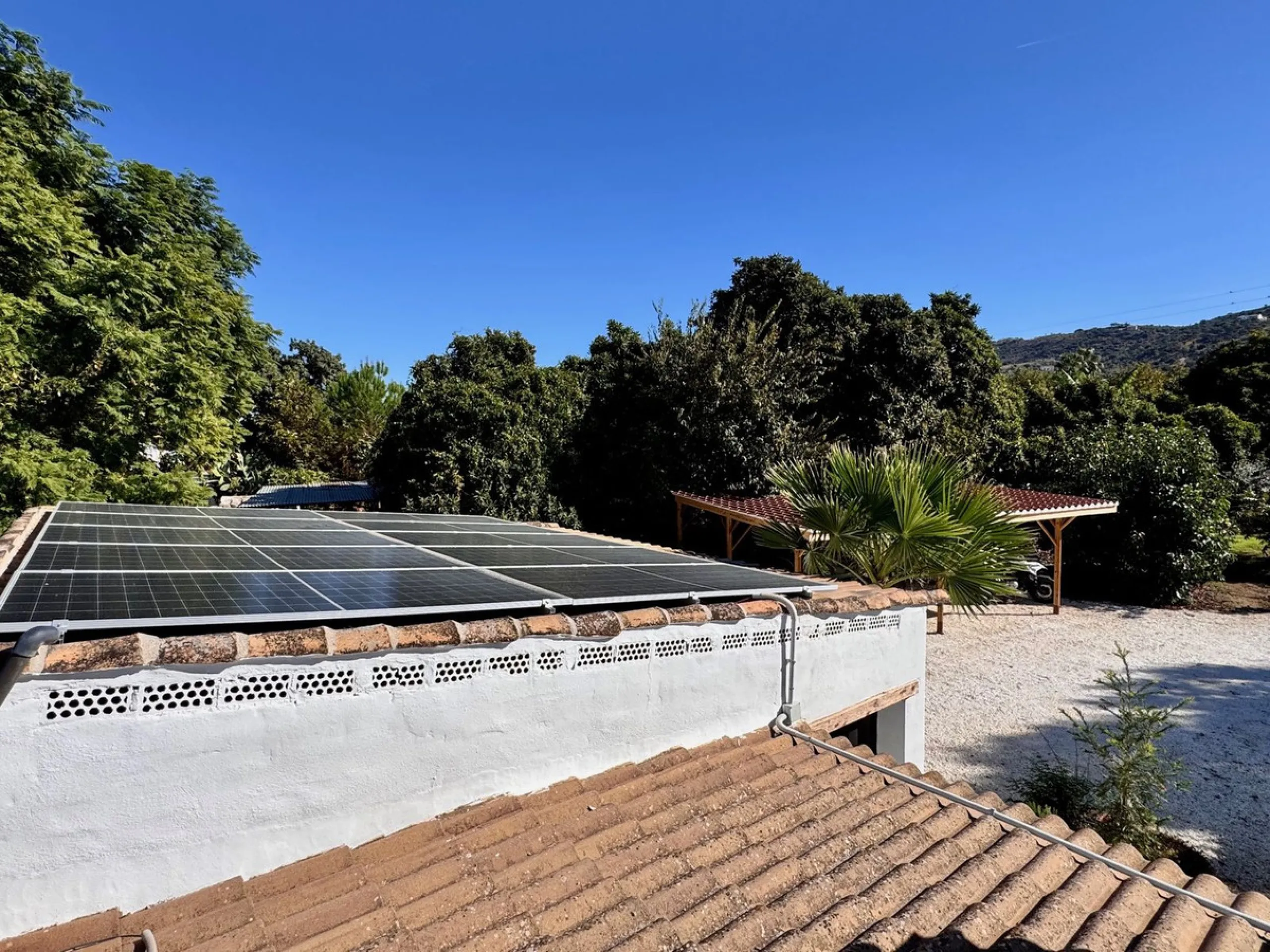 House - Finca - Cortijo в продаже в Coín, Málaga. В доме 5 спален и 4 ванных комнат. Площадь дома 280 м². Площадь участка 8100 м²