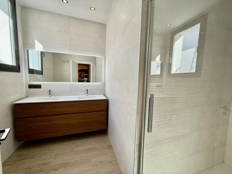 Some homes are beautiful… others make you fall in love the moment you see the view.