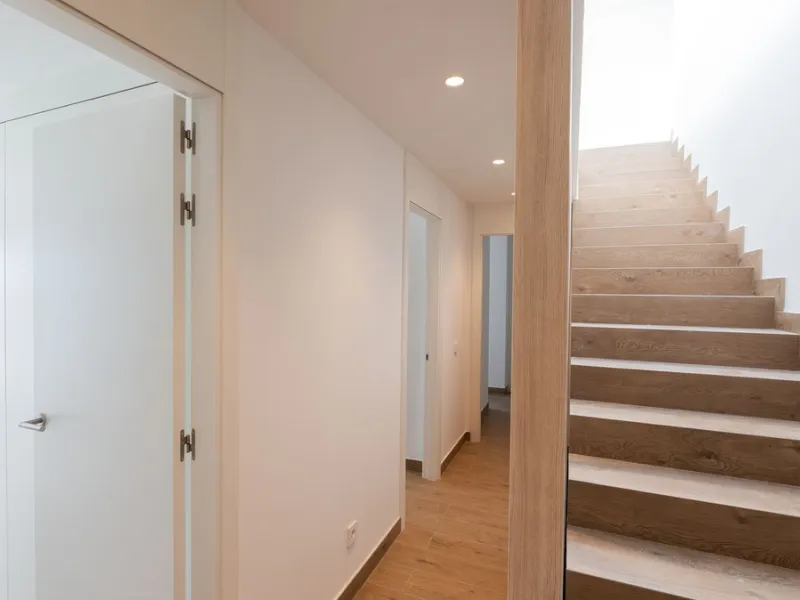 House - Detached Villa в продаже в Benalmadena, Málaga. В доме 4 спален и 5 ванных комнат. Площадь дома 210 м²