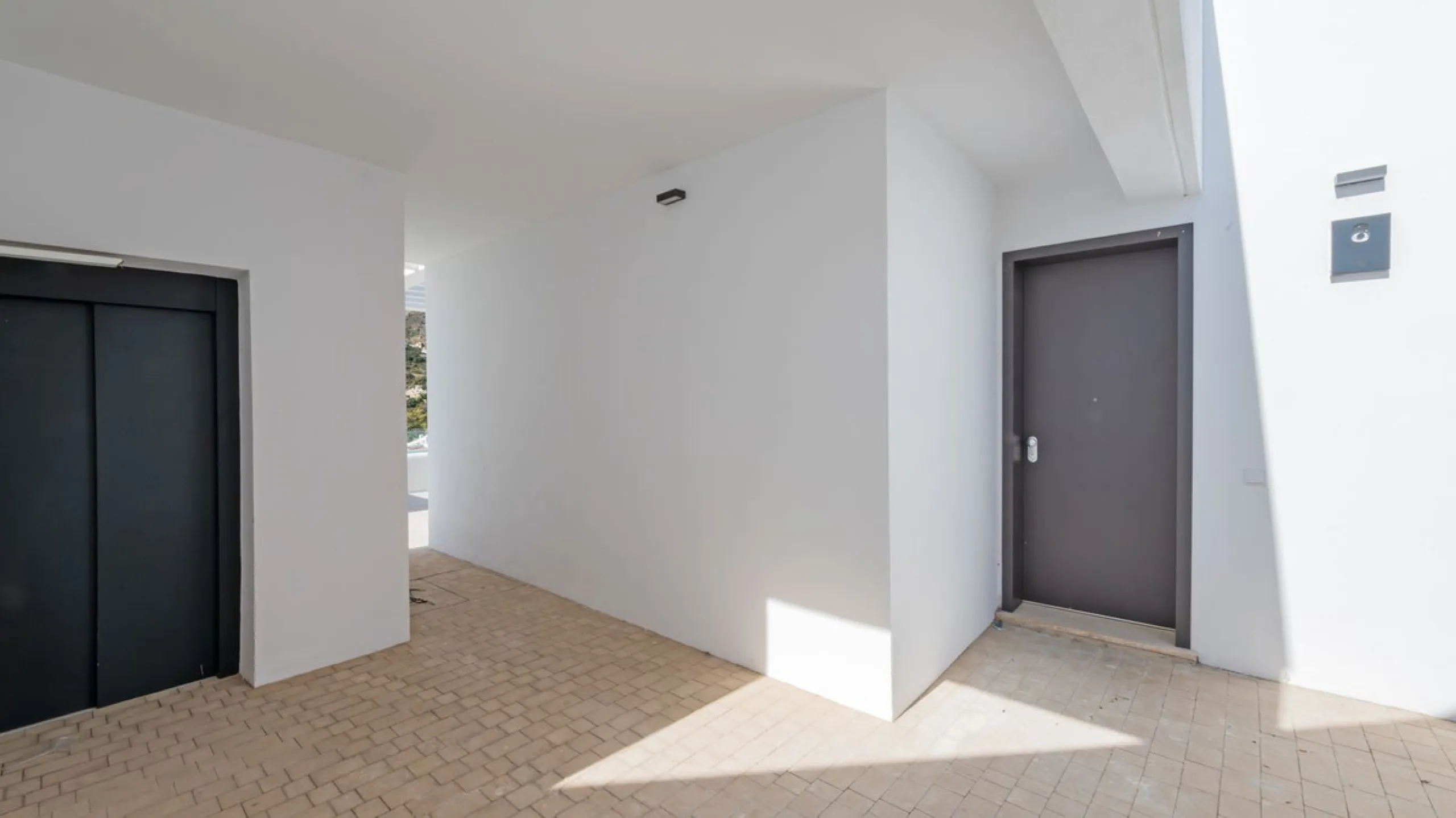 House - Detached Villa в продаже в Benalmadena, Málaga. В доме 4 спален и 5 ванных комнат. Площадь дома 210 м²