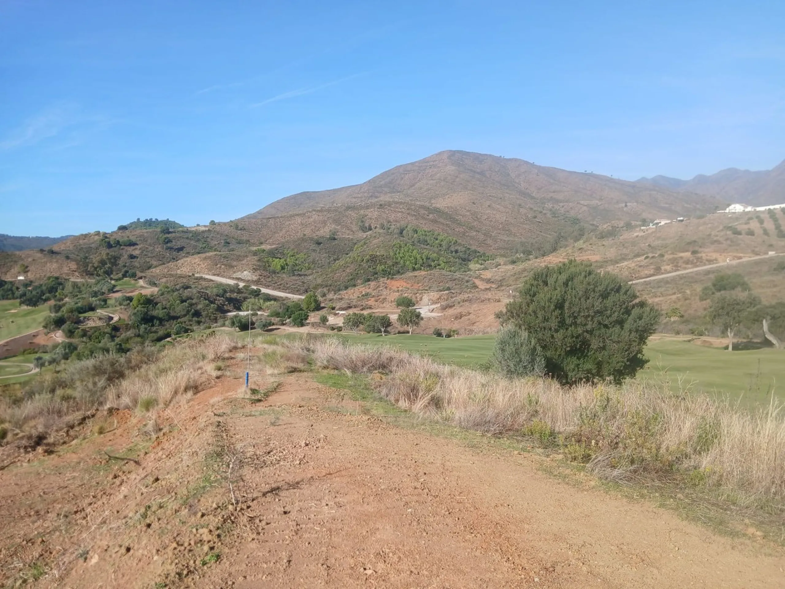 Stunning 1,405 m² Plot in Prestigious La Cala Golf – South-Facing with Panoramic Views.