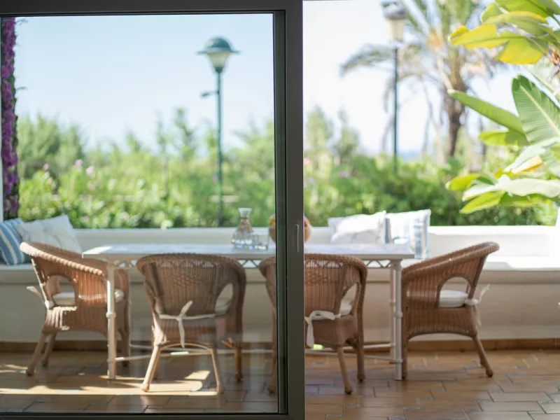 3-bedroom beachfront apartment – Palm Beach, Marbella