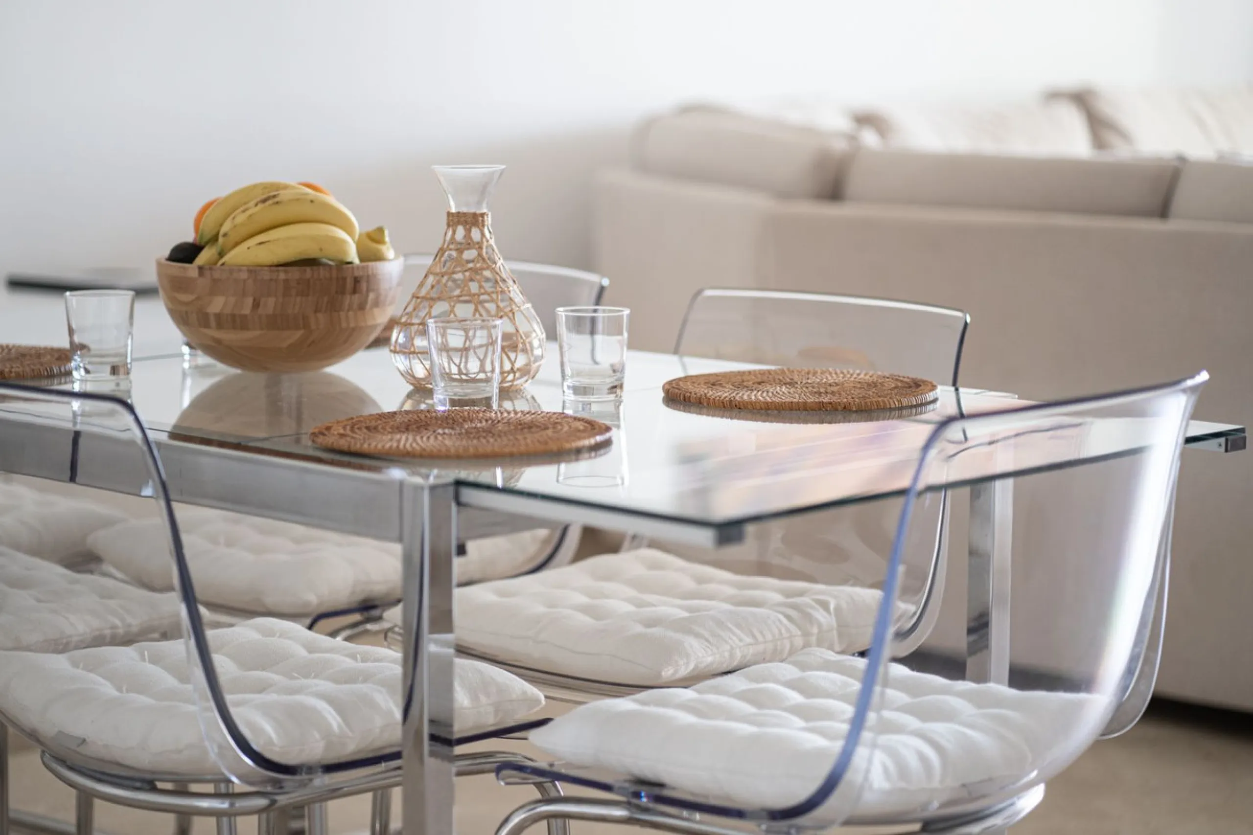 3-bedroom beachfront apartment – Palm Beach, Marbella
