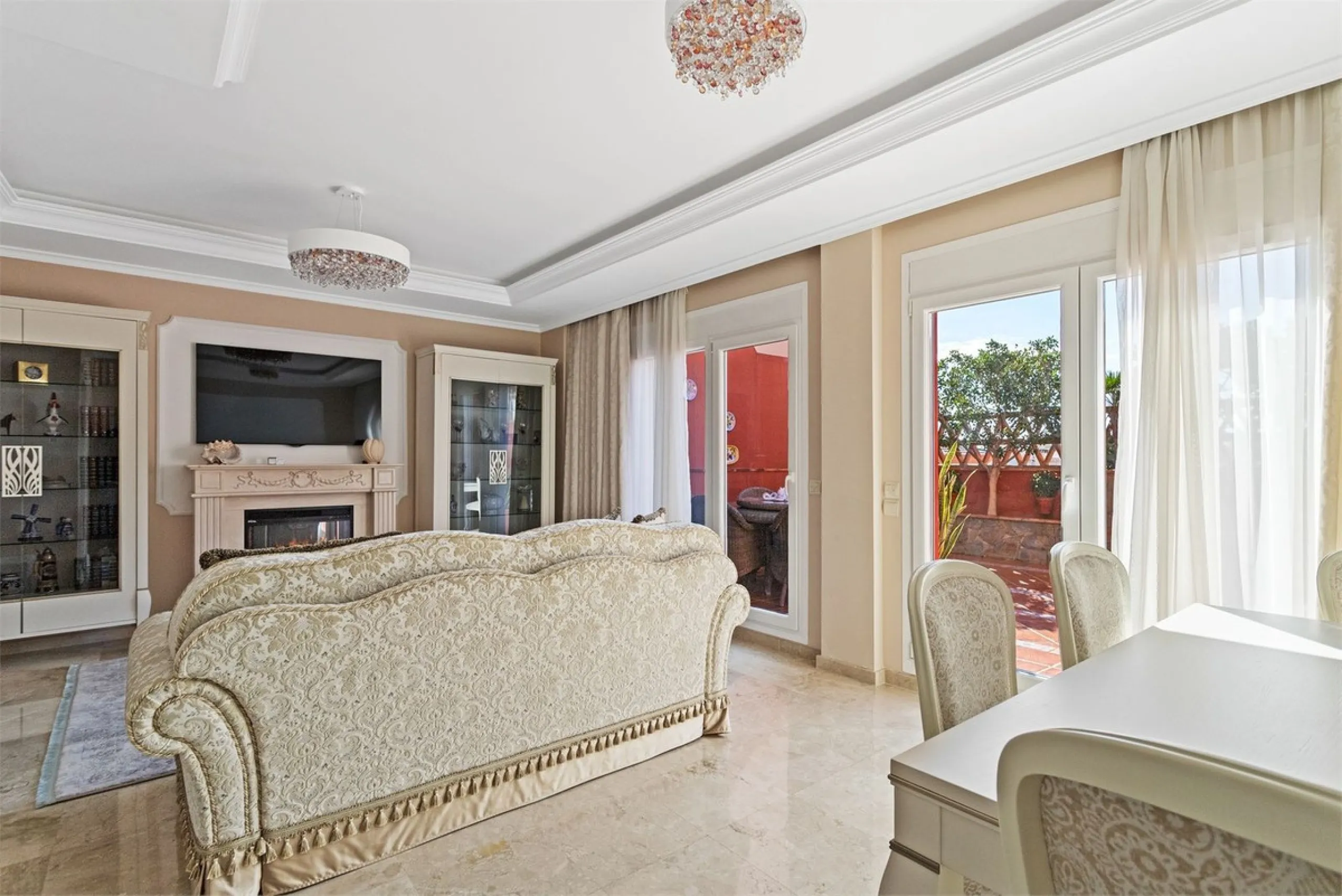 Magnificent renovated townhouse in Arroyo de la Miel, Benalmádena.