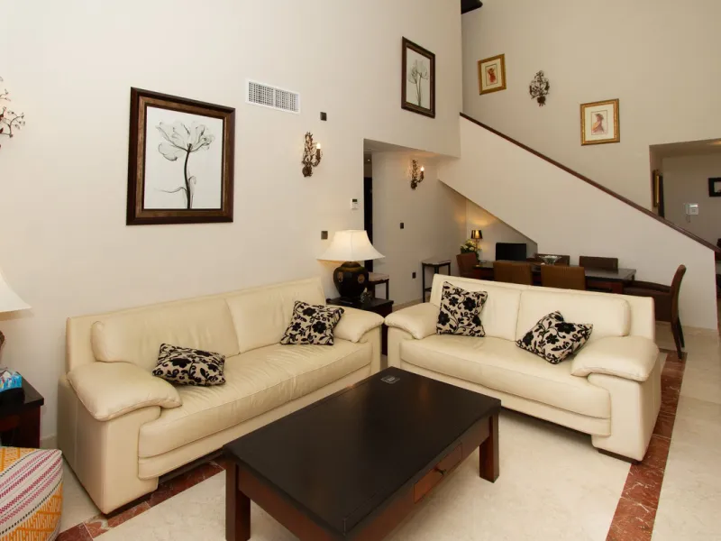 Immaculate three bedroom duplex penthouse with the most outstanding panoramic views to sea and mountains..