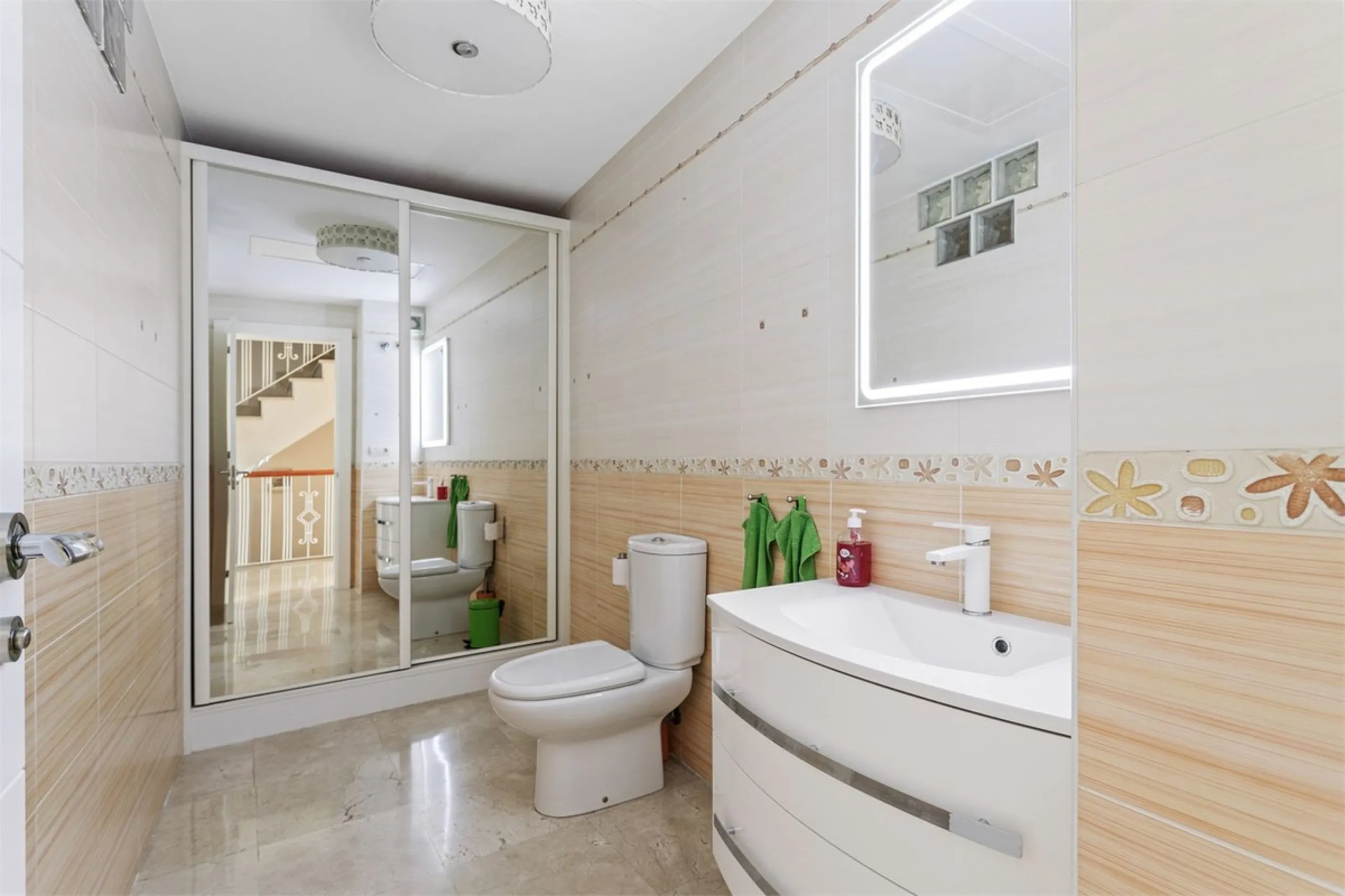 Magnificent renovated townhouse in Arroyo de la Miel, Benalmádena.